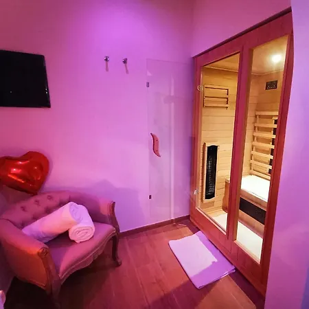 Monsuite Relais 3 - Black * Monserrato