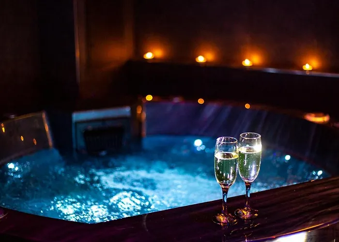 Monsuite Relais 3 - Black * Monserrato